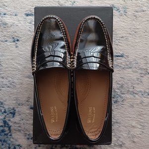 G.H. Bass Whitney Weejuns Patent Loafer, Women Size 6M, Black